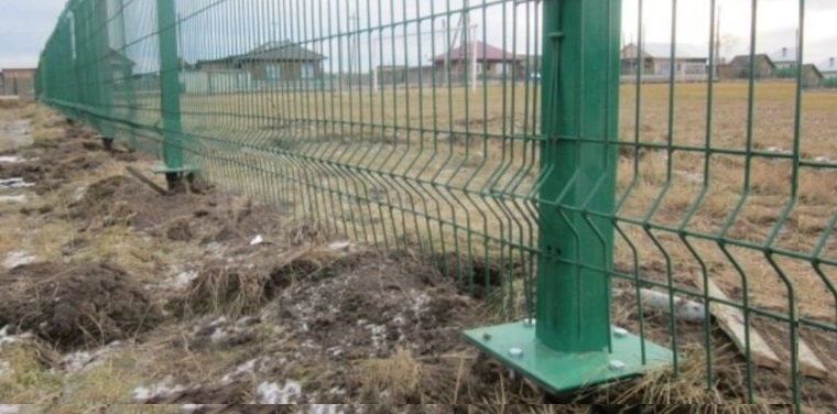 Купить сваи для ограждения от производителя в Узловой от 1389 руб: низкая цена, быстрая установка