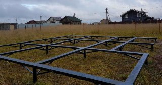 Купить металлические сваи для фундамента в Узловая с установкой под ключ цена от 1852 руб
